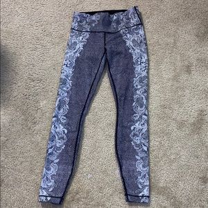 Lululemon leggings